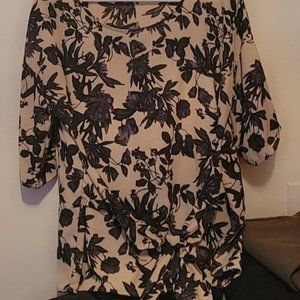 Cute blouse for work